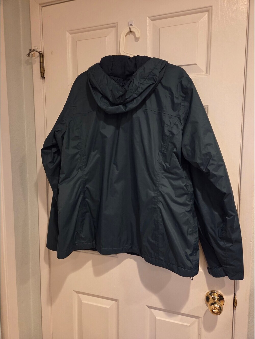 Columbia Men's XL Omni-Tech Waterproof Jacket with Hood - Picture 8 of 10